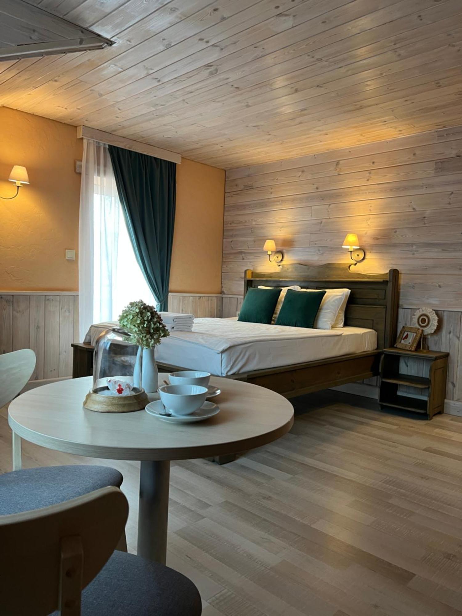 Agate Hotel Ozolnieki Ngoại thất bức ảnh