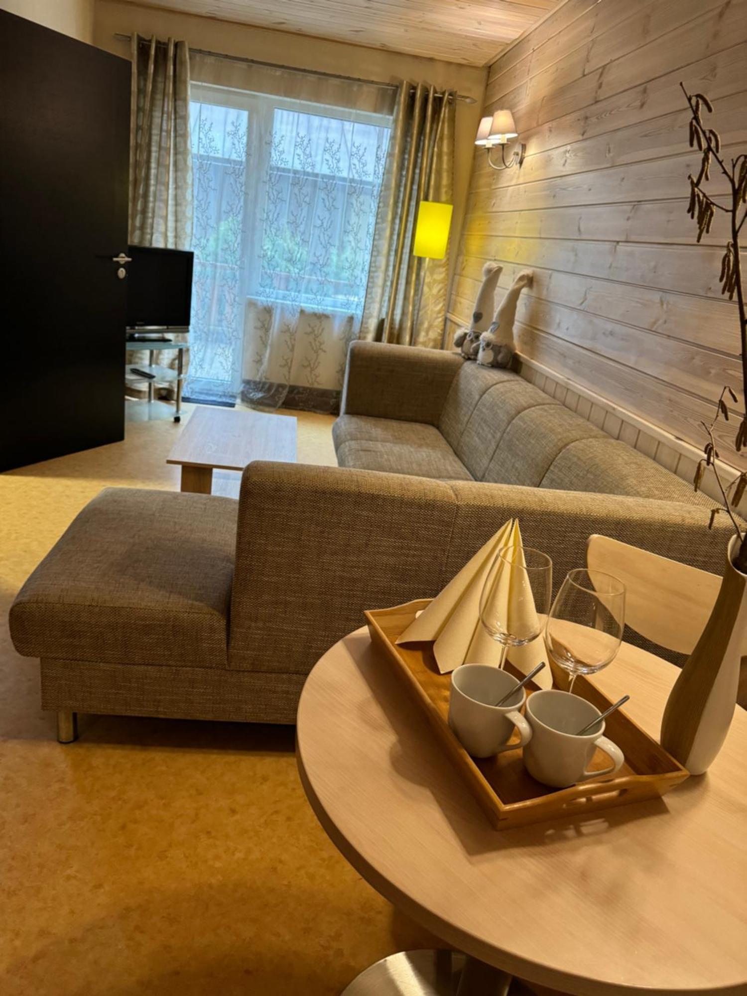 Agate Hotel Ozolnieki Ngoại thất bức ảnh