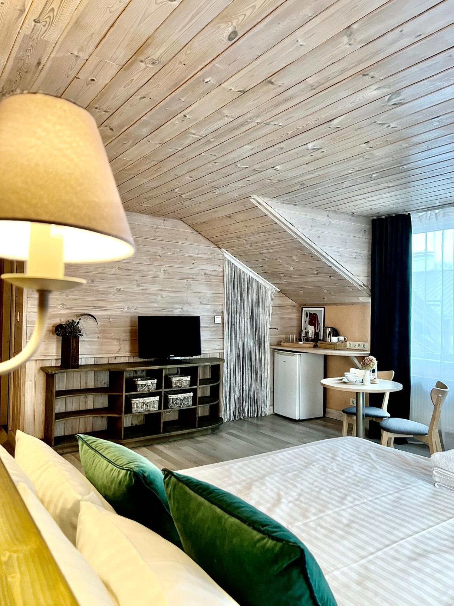 Agate Hotel Ozolnieki Ngoại thất bức ảnh