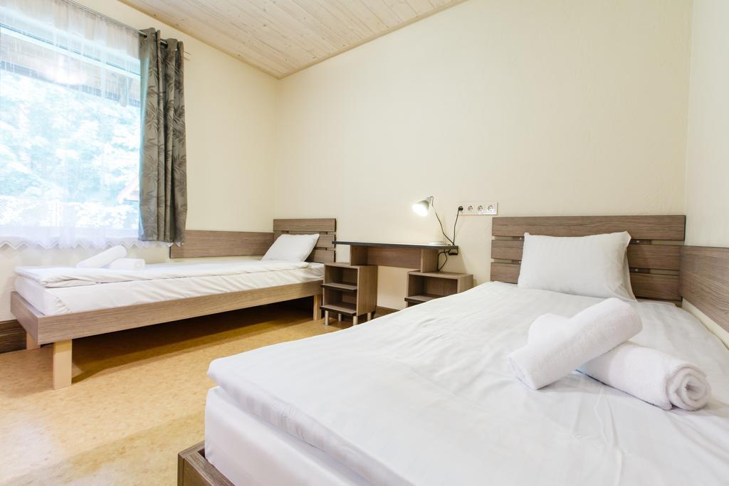 Agate Hotel Ozolnieki Phòng bức ảnh